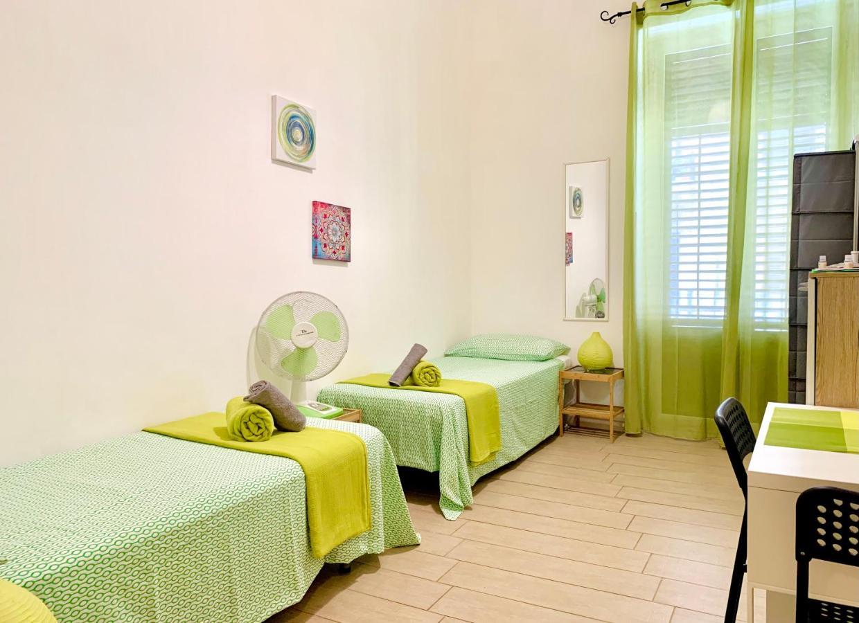 Bruno And Breakfast Bed & Breakfast ปาแลร์โม ภายนอก รูปภาพ